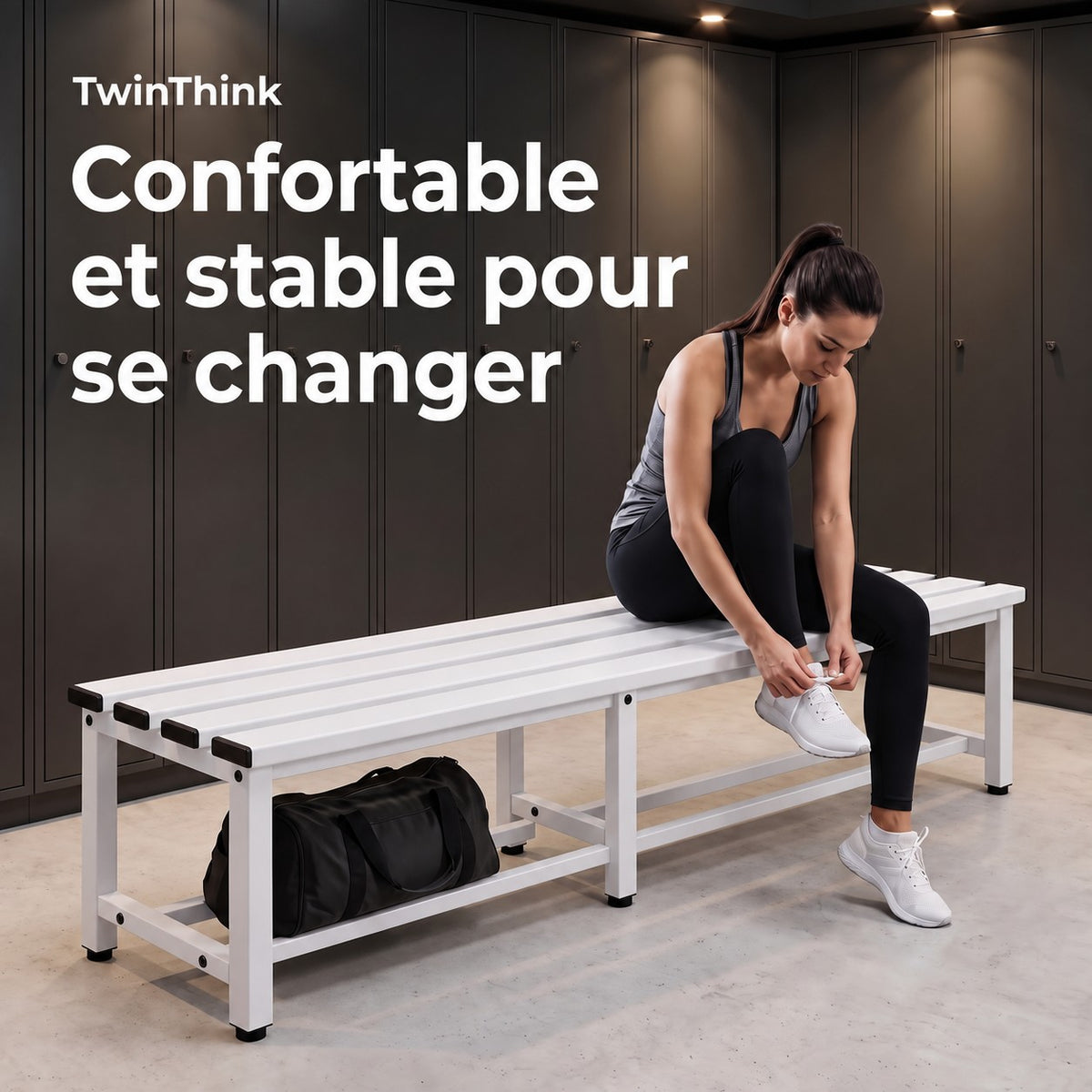 Banc de vestiaire métallique, 150×32×45 cm en blanc Lunar White, dans un vestiaire de salle de sport
